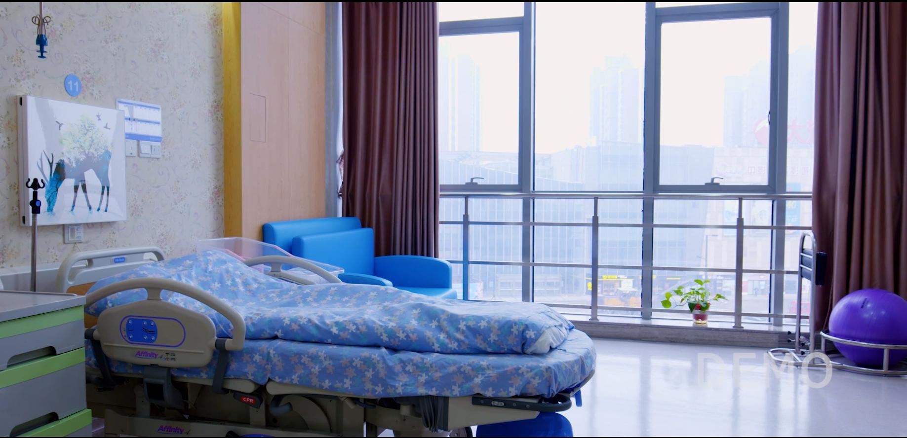 医生怎么知道羊水破了,孕妇在外破羊水120调度员冷静指导