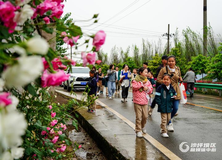 研学课程与小学思政课融合,小学立德树人思政课