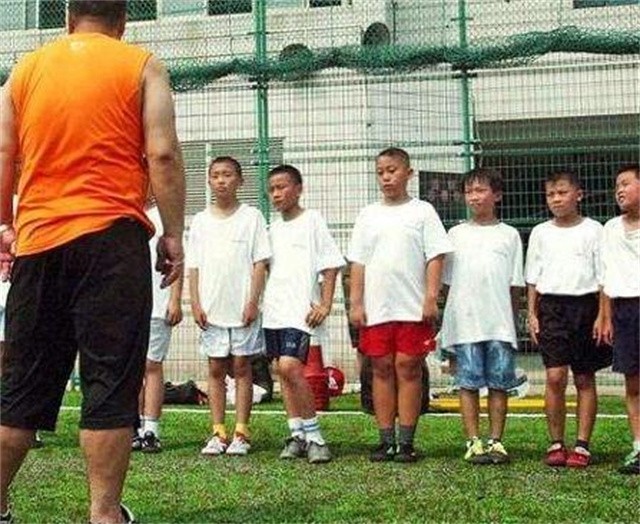 米卢夸赞中国足球神童,米卢评价中国足球