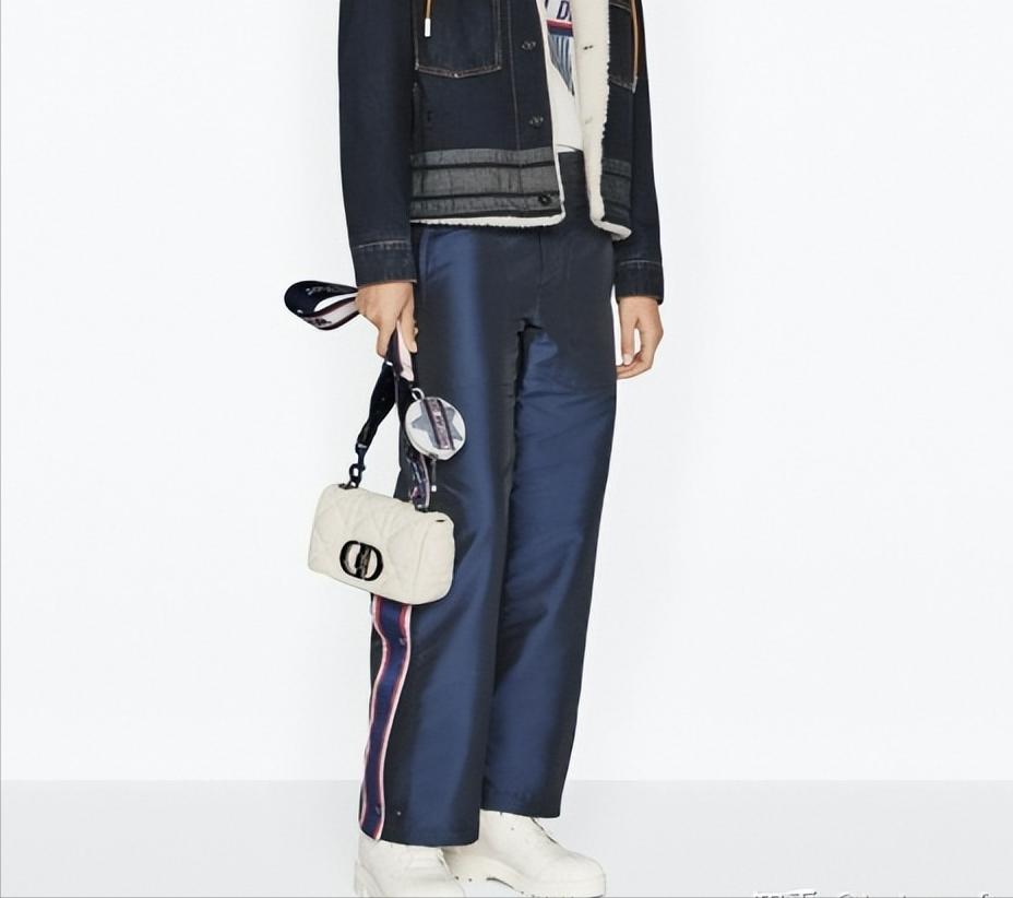 包包推荐迪奥gif,迪奥包包官方旗舰店