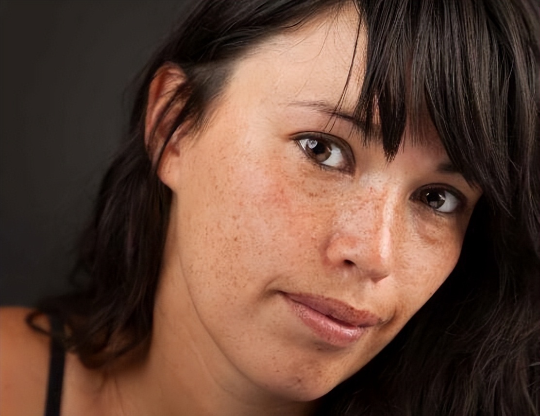 45岁后，是疾病“爆发期”，医生：若出现6个信号，早做筛查为妙