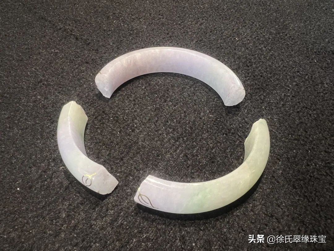 陪伴了好多年的镯子摔坏的说说,陪伴了八年的镯子取下后的心情