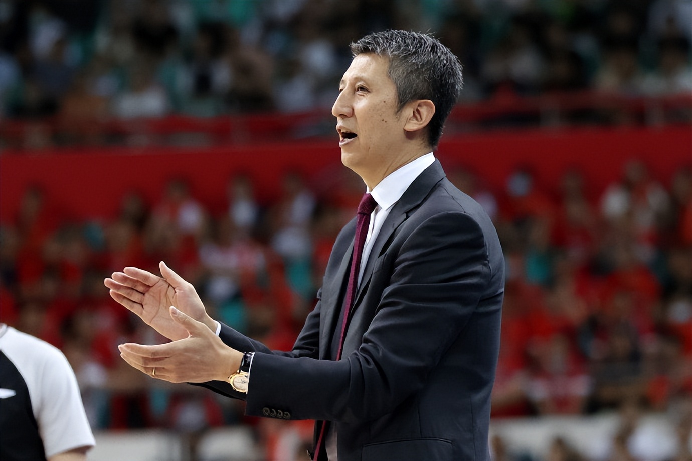 签下长约，留下冠军教头！广州队做出明智之举，5年打造出冠*队军**