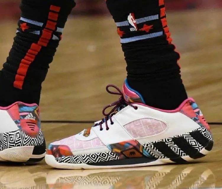 阿里纳斯篮球鞋回归,阿里纳斯篮球鞋纯黑