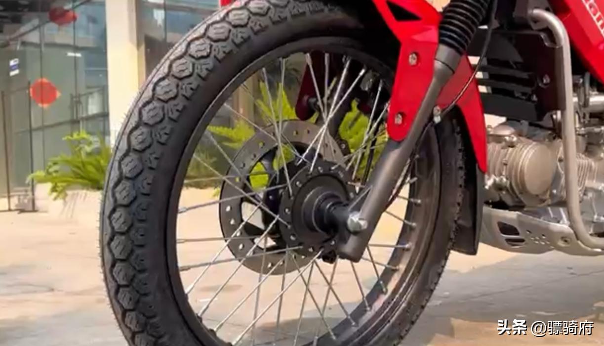 几款比较时髦的越野车,一款越野车超好玩