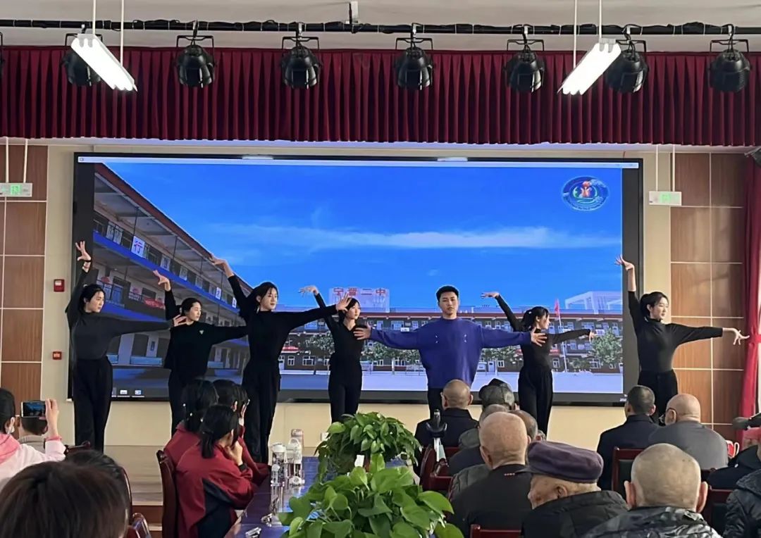 学雷锋，邢台市教育系统在行动