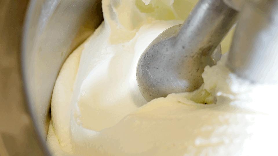 全球首家笑脸奶茶，来朝悦了