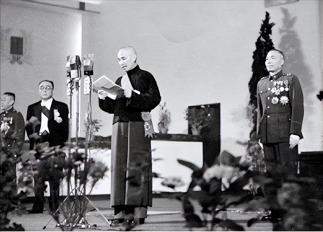 蒋介石晚年想和平回归祖国，毛主席承诺：你儿子可以当台湾省长！