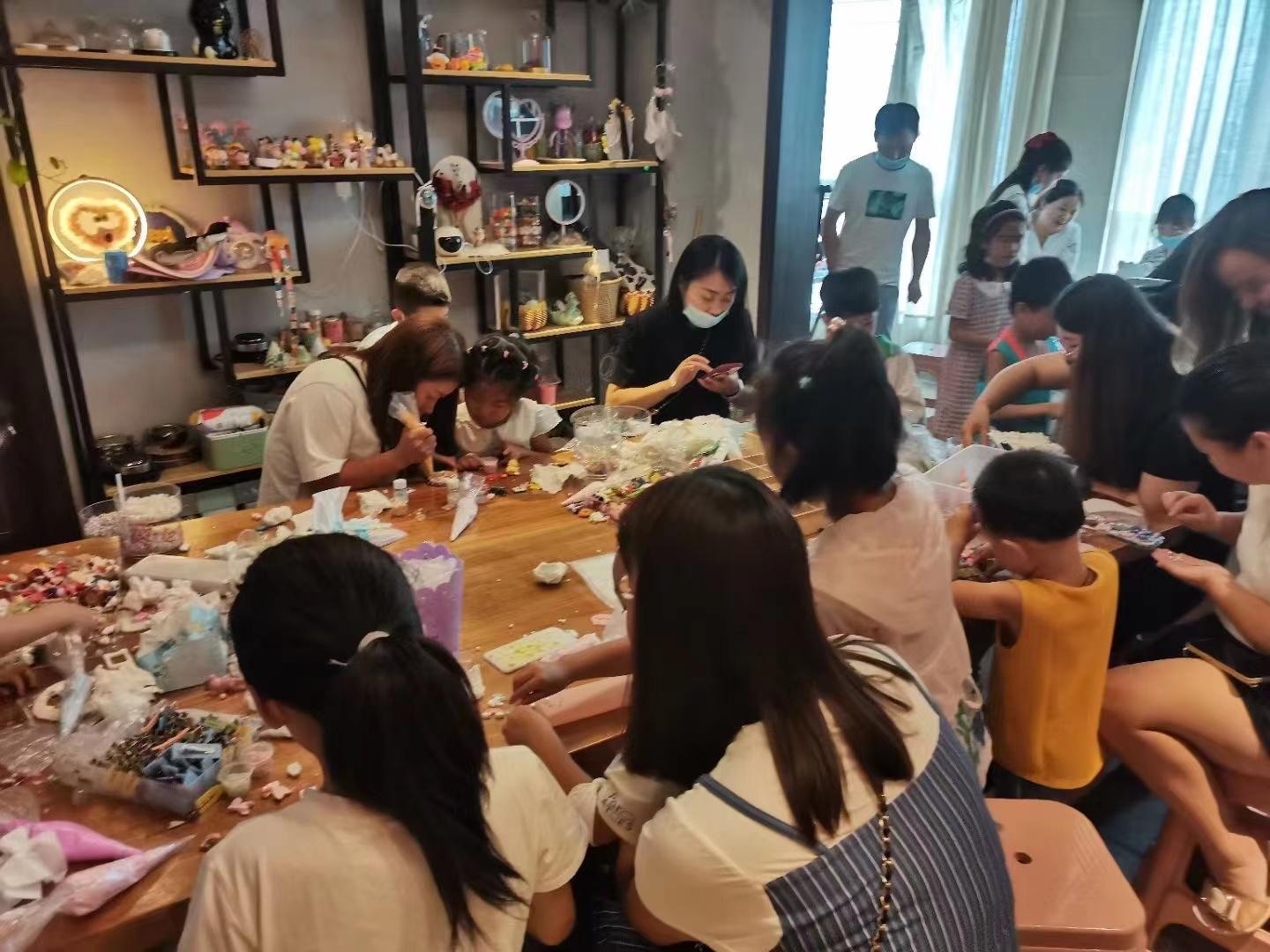 适合宝妈创业的项目小投资,90后宝妈投资2万元创业