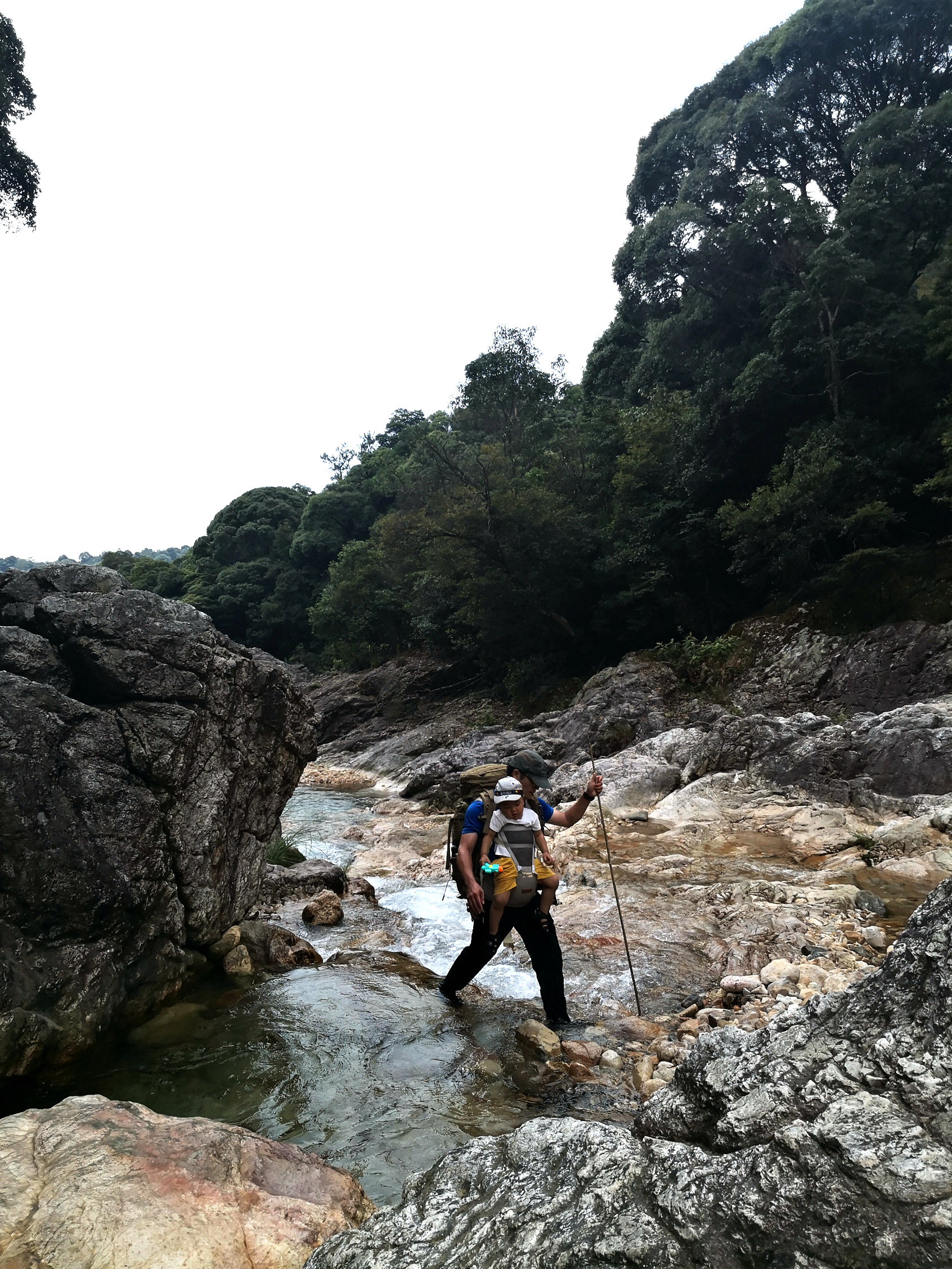 塔虎15l背包对比赫利肯背包,塔虎45l模块化战术背包橄榄绿