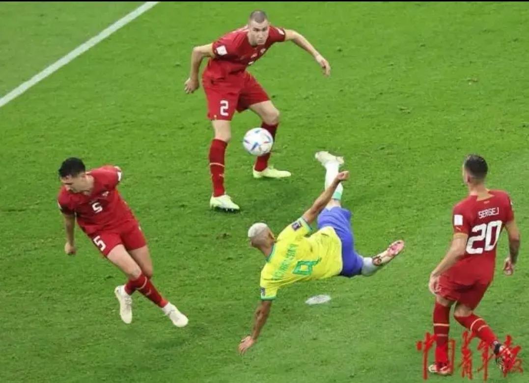 巴萨倒挂金钩经典,巴西小组赛倒挂金钩