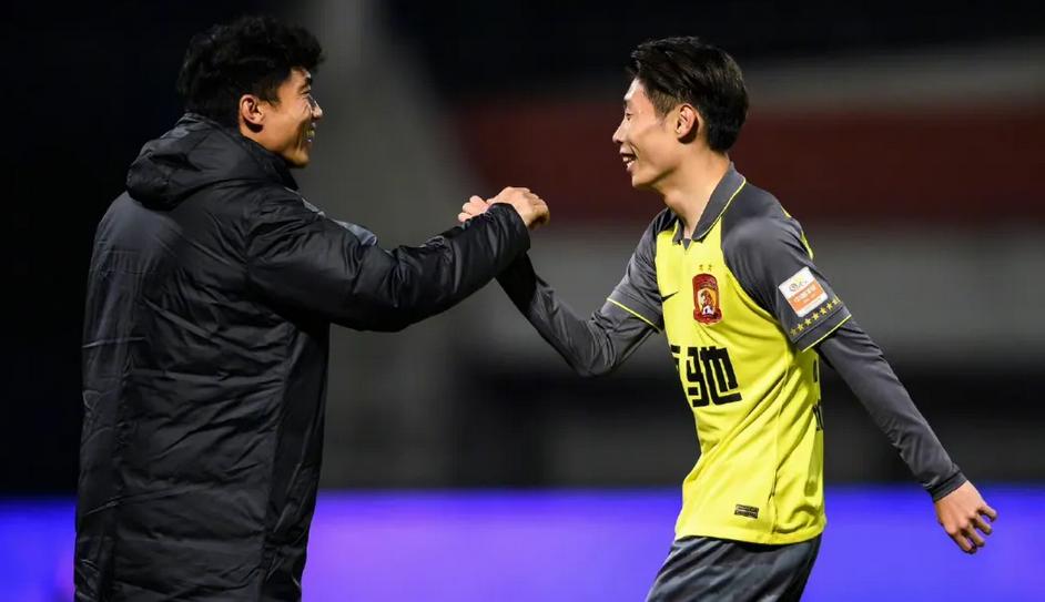 官宣年轻国脚加盟广州恒大,恒大归化第二签敲定南美小将