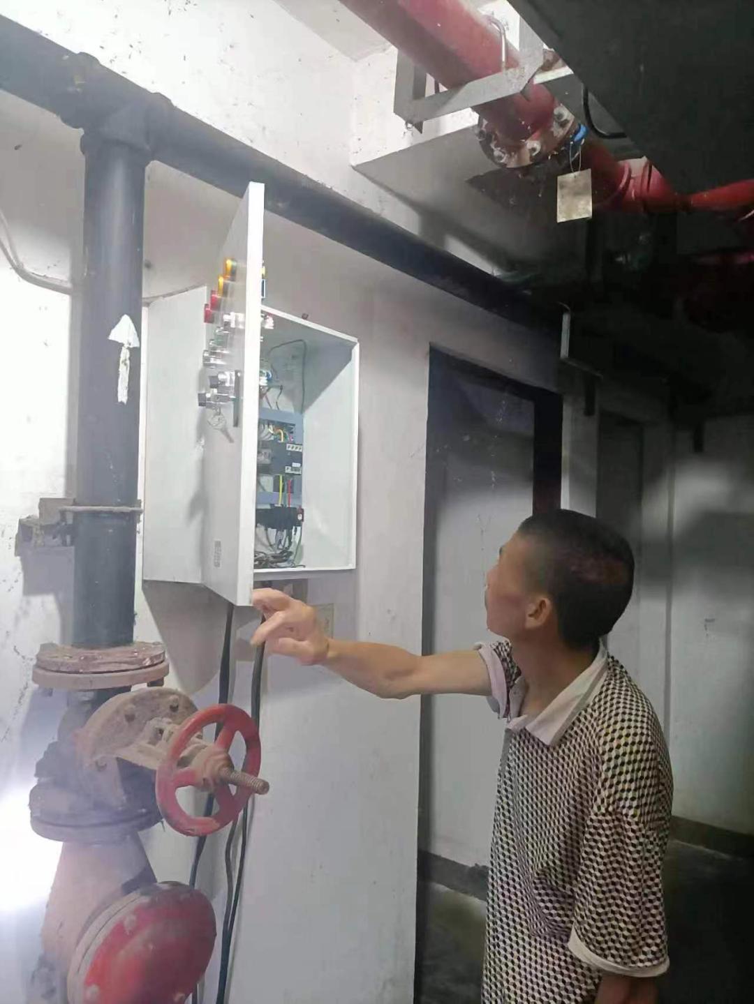 室内积水排水,室内积水如何解决