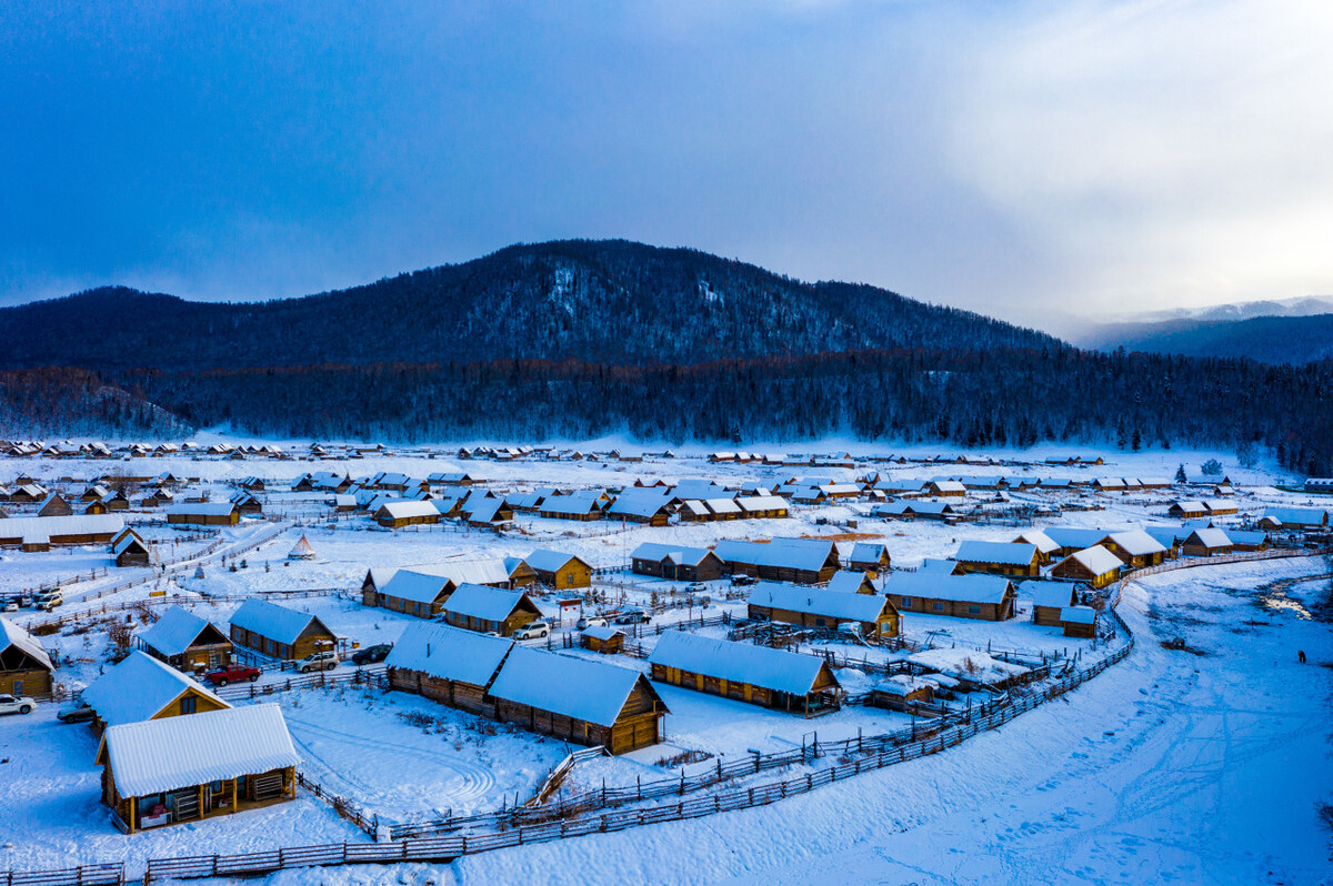 11月份去哪里玩最好玩呢,十一月份秋天适合去哪旅游国内
