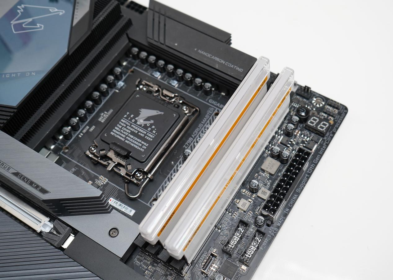 光威神策DDR5-640016Gx2内存评测：价格亲民，配海力士A-Die颗粒