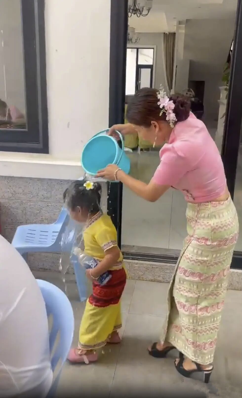 泼水节传统文化的民族性,莫让泼水节变“流氓节”