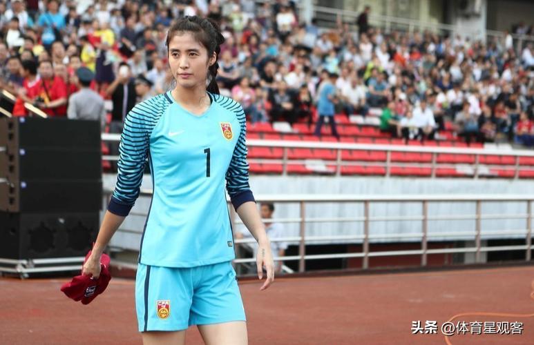 中国女足球队员王霜,足坛十大美女