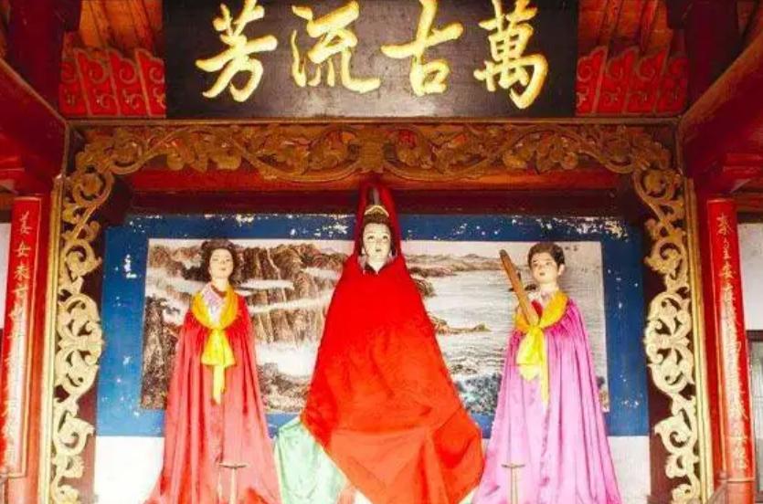 孟姜女庙对联上包含的故事,孟姜女墓前的对联