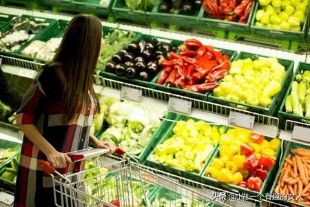 为什么现在去超市买菜不去菜市场 (去大超市买菜好还是小超市买菜好)