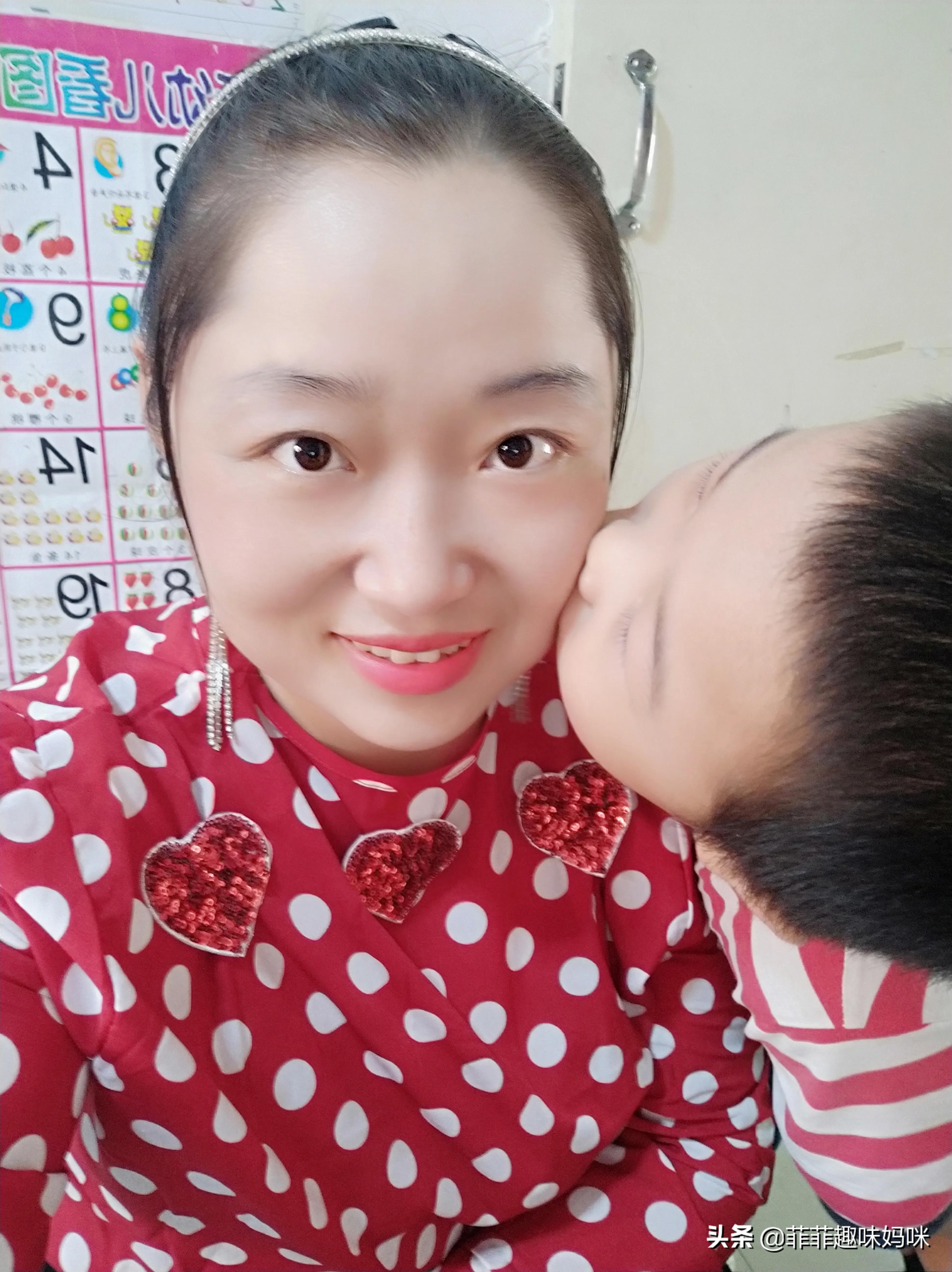 母亲节我想跟妈妈说爱你,母亲节我想对妈妈说声对不起