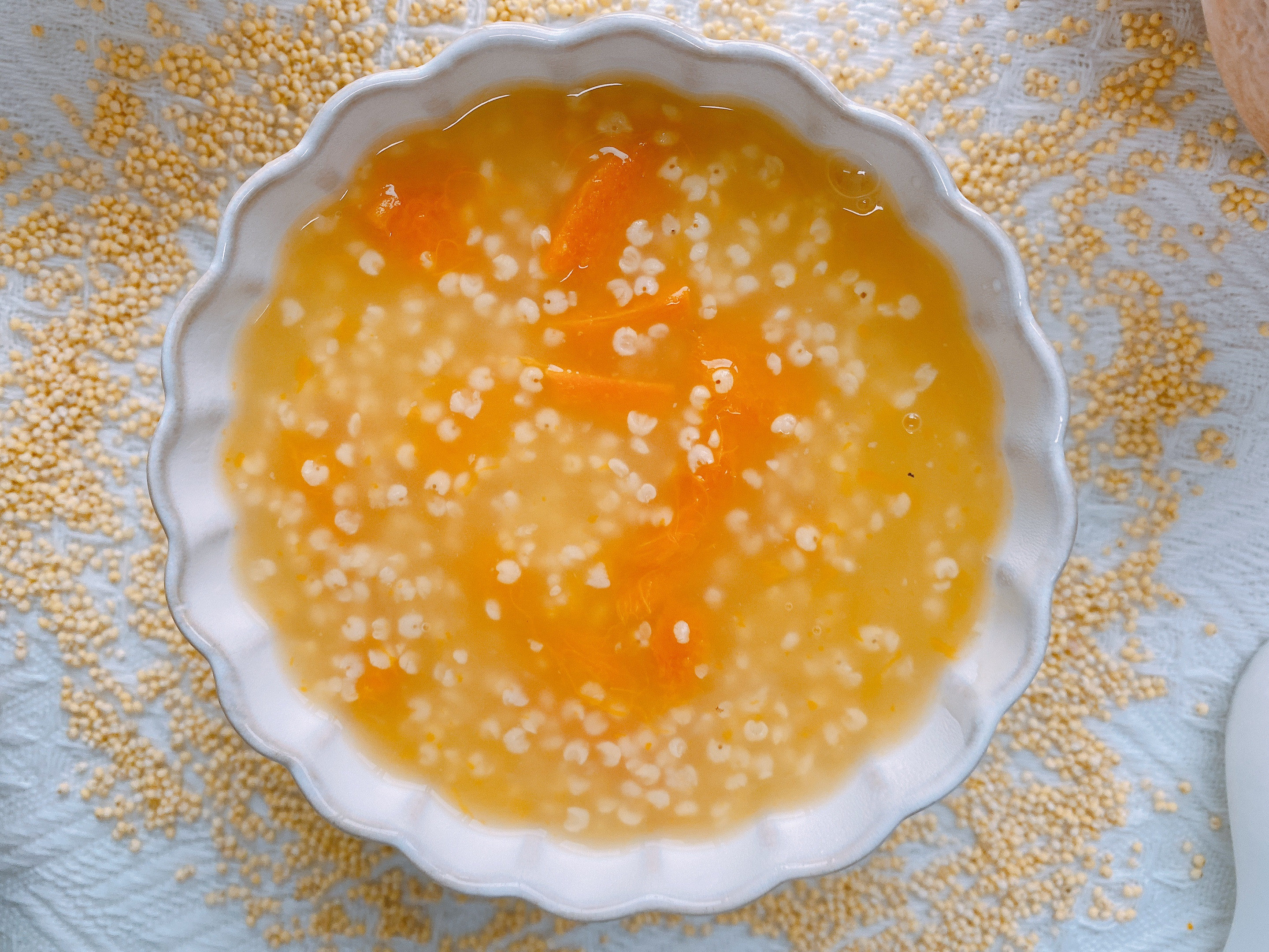 秋季滋润皮肤家常养生粥推荐,秋季养生粥多喝养胃还能解决秋燥