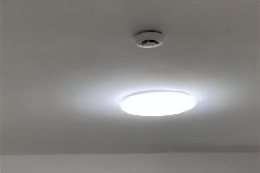 杭州二室一厅出租600左右拎包入住,杭州附近出租房一房一卫200-500元