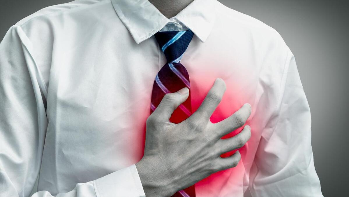 每天一个鸡蛋对恢复肝脏好吗,鸡蛋冲开水对肝脏有好处吗