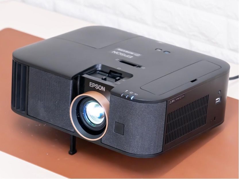 高亮4K投影机,爱普生6280t是激光投影吗