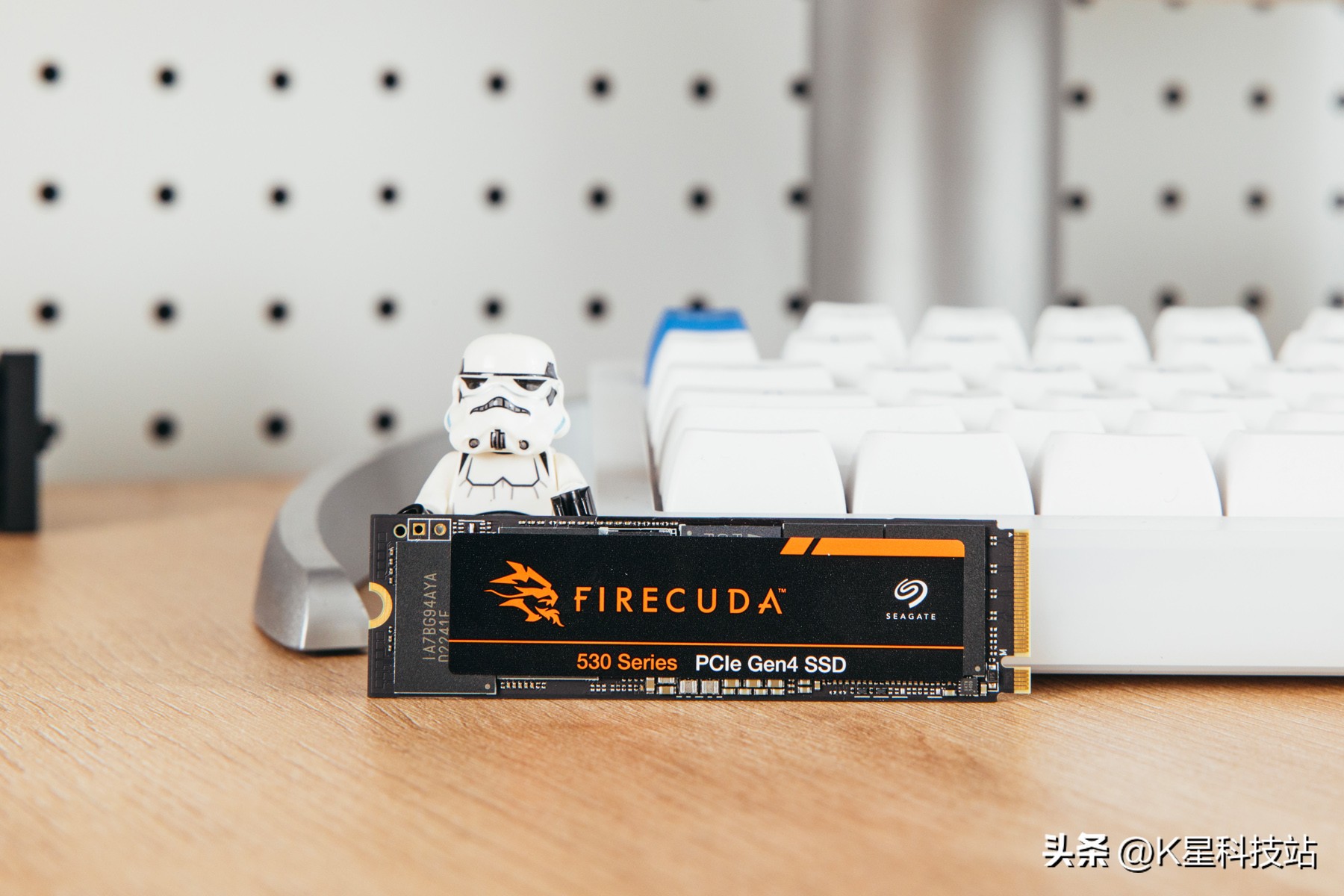 鍗庣strixb650e,鍗庣strixb250hgaming瑁呮満