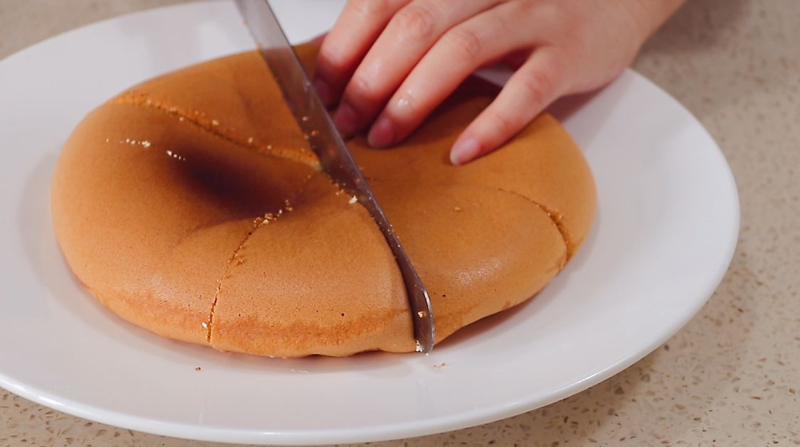 怎么用烤箱做蛋糕不粘锅,做蛋糕用电饭锅不用蛋糕粉