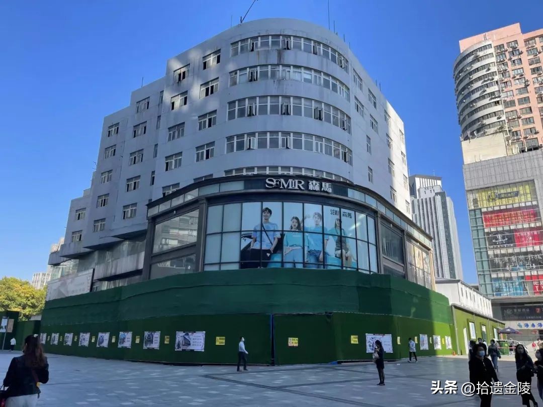 南京新街口有几个门,南京新百在新街口哪个出口