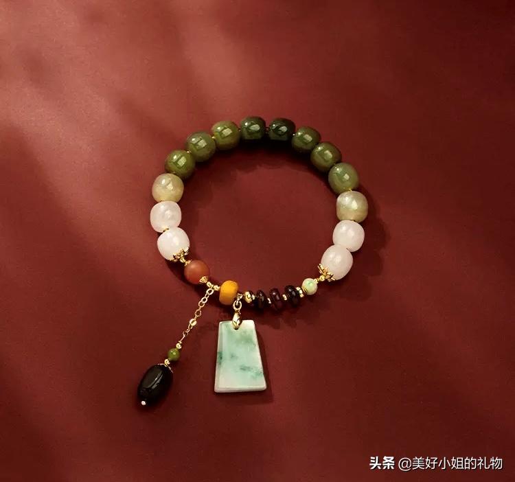 母亲节礼物40-50岁实用首饰套装,母亲节首饰礼物推荐