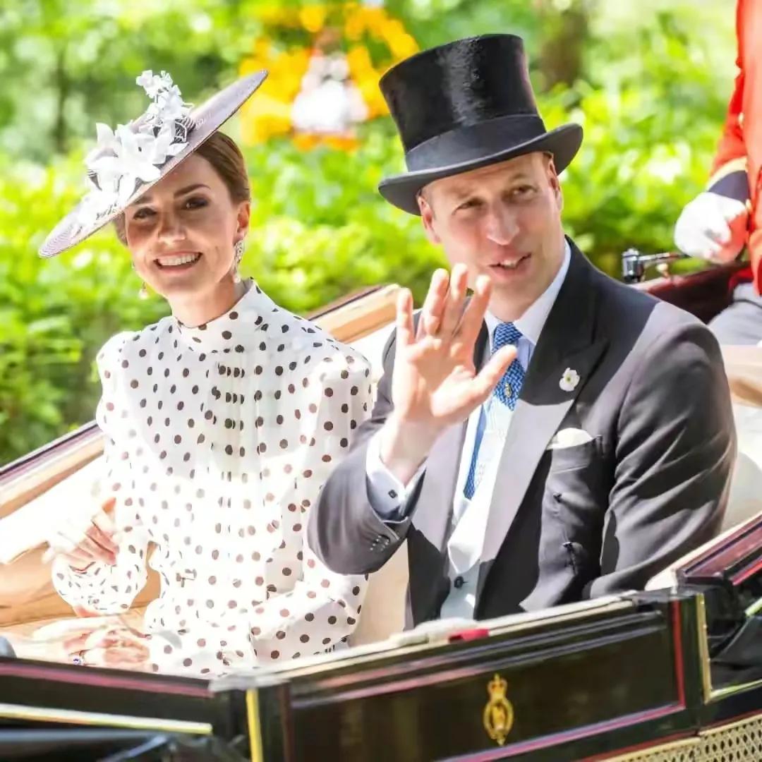 英国皇家赛马会衣服帽子,英国赛马帽子