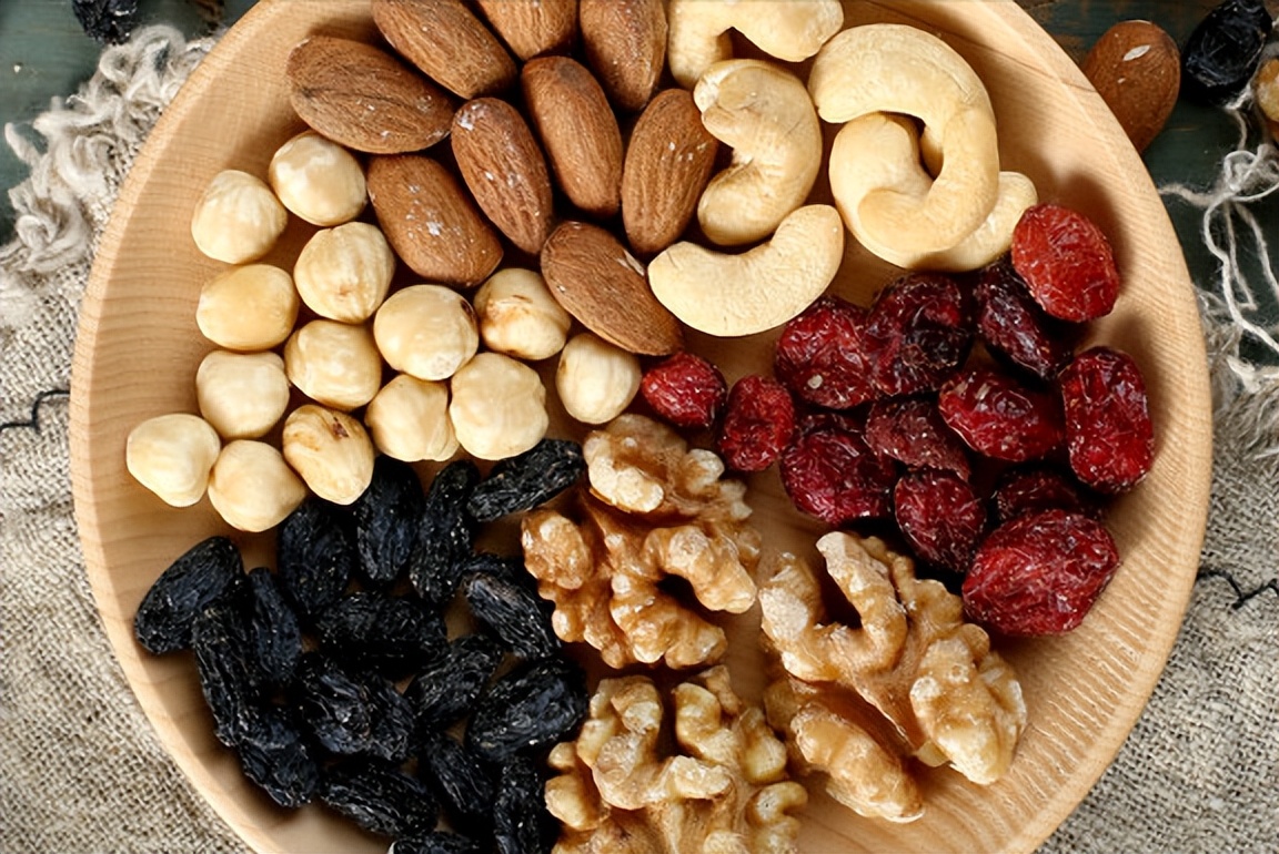 早餐补蛋白建议中老年人多吃4类,中老年人补营养的食品有什么