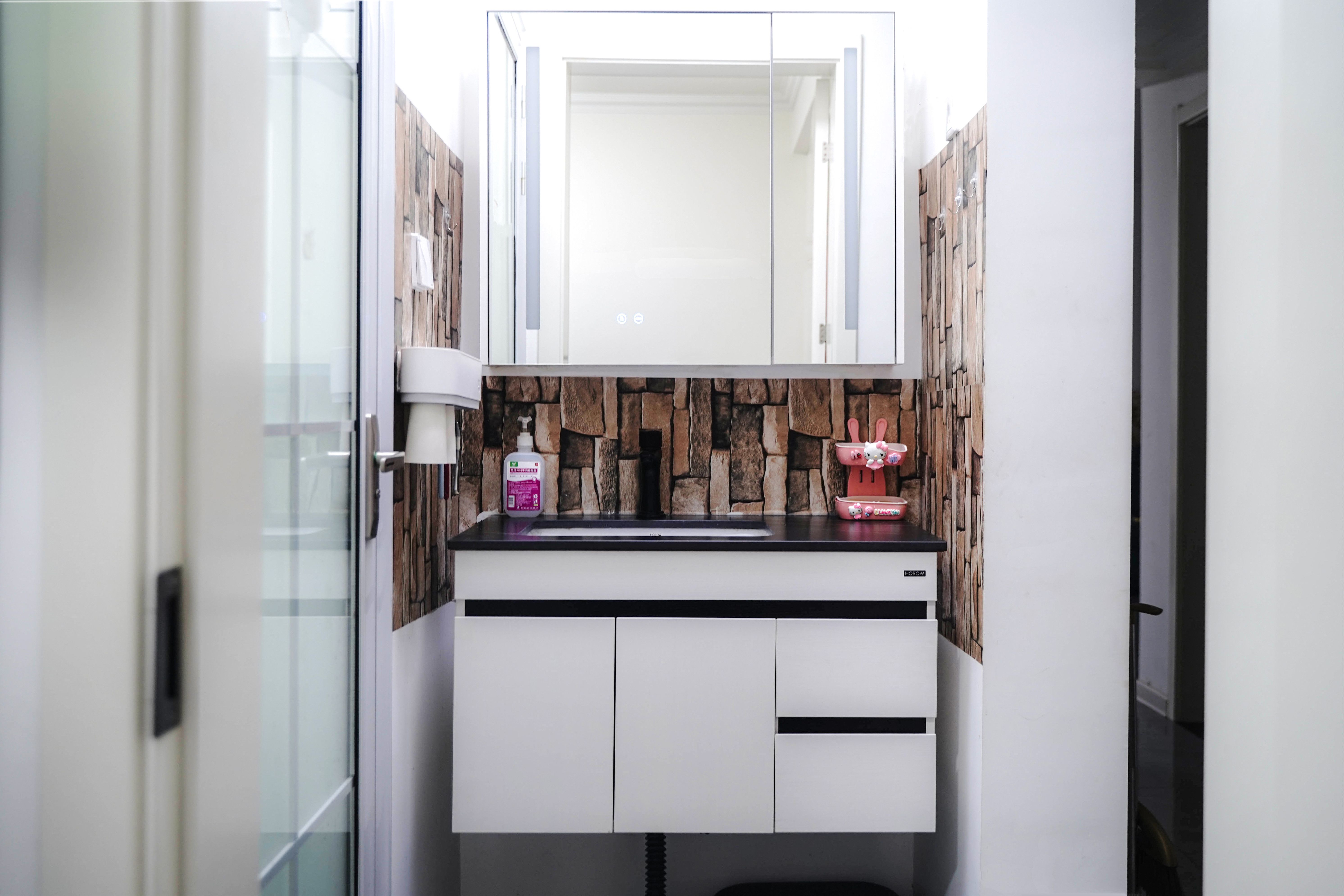 四季沐歌和希箭浴室柜哪个好,希箭智能浴室柜