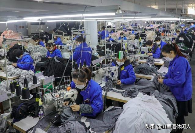 当年拿着500元来打工,一年前拿100元出去打工