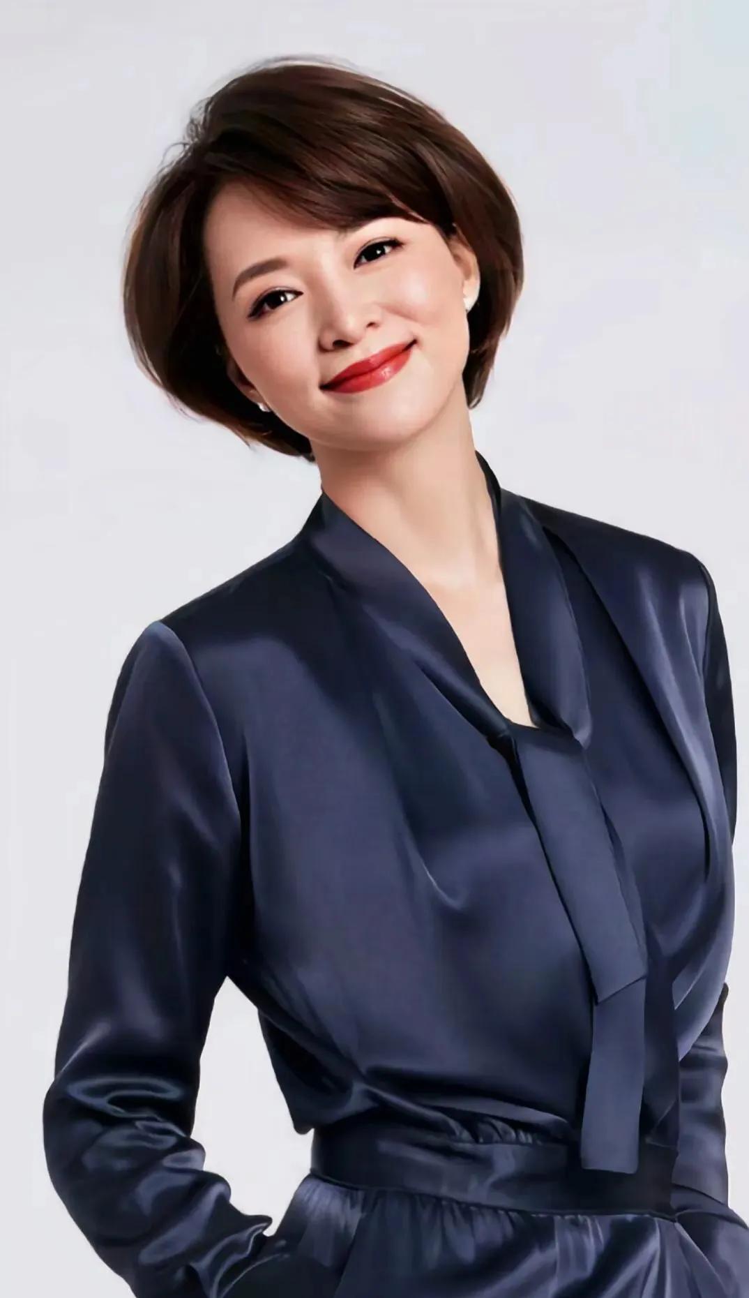 董卿15张精美的照片,董卿100张图片