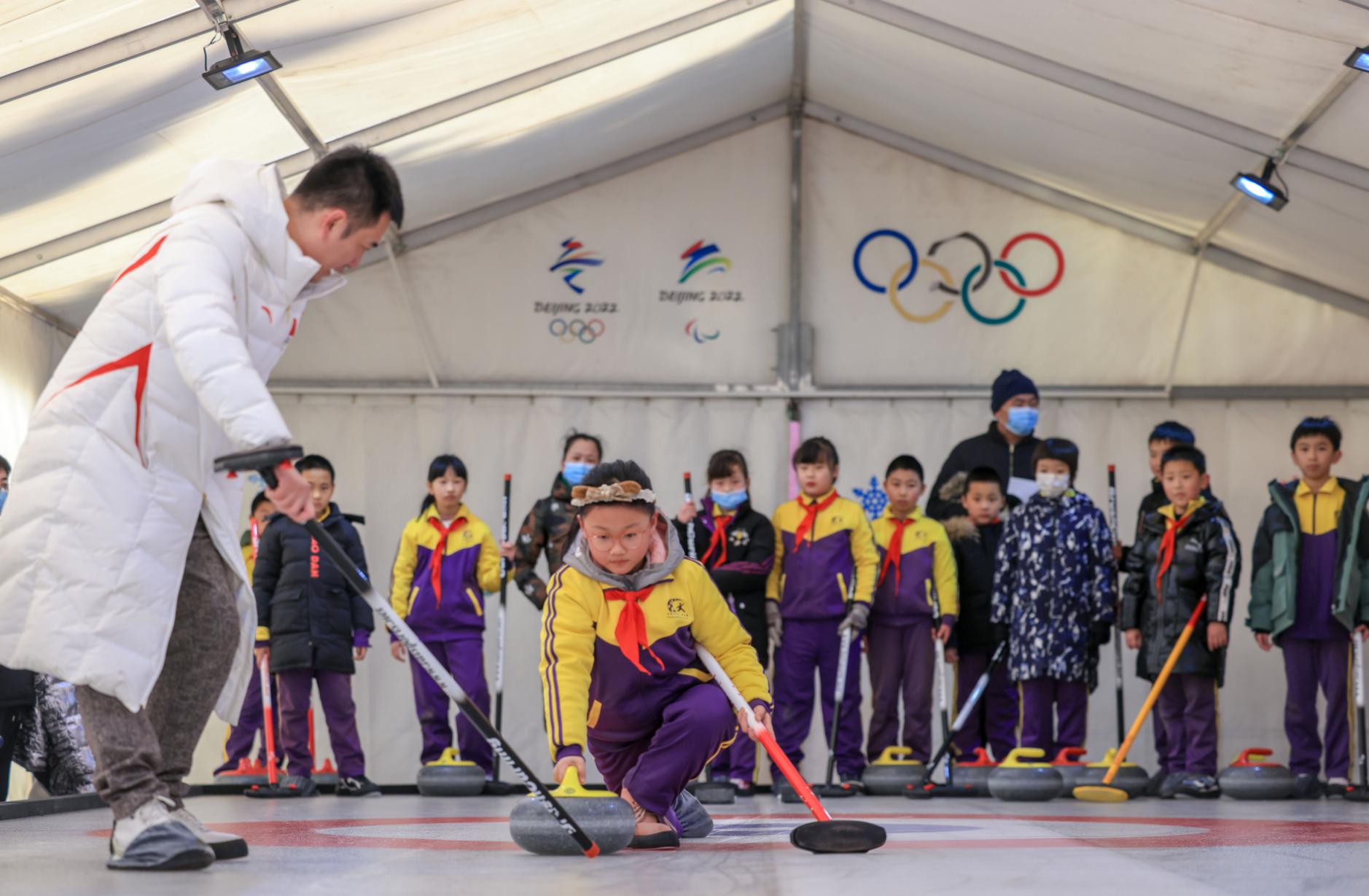 北京冰雪大学校园,全国唯一体教结合的冰雪学校