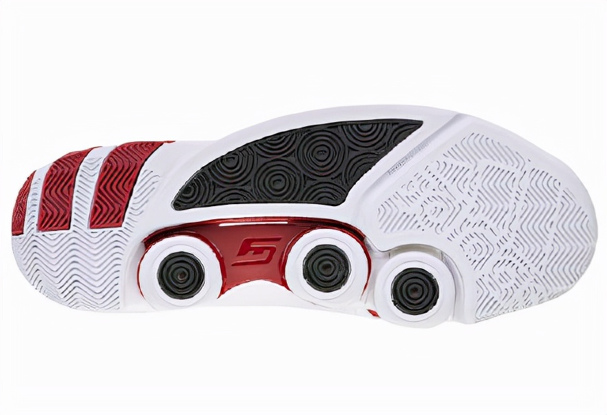 阿里纳斯篮球鞋回归,阿里纳斯篮球鞋纯黑