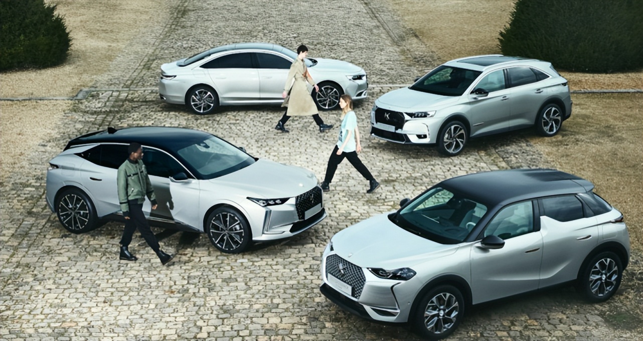 DS汽车X法国设计师品牌EgonLab合作推出能光合作用的服饰