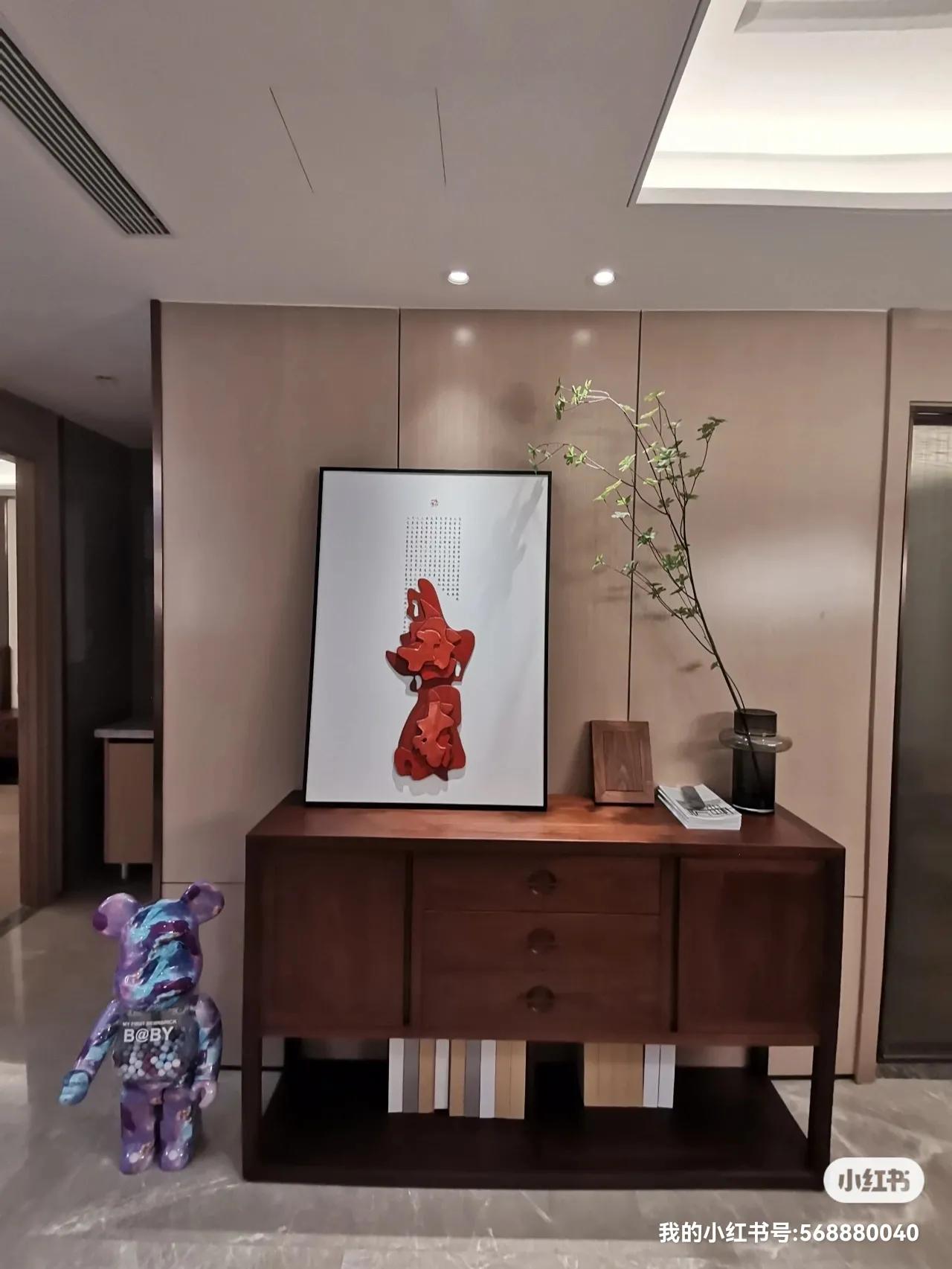 新中式与轻奢结合时尚感强烈,轻奢家新中式