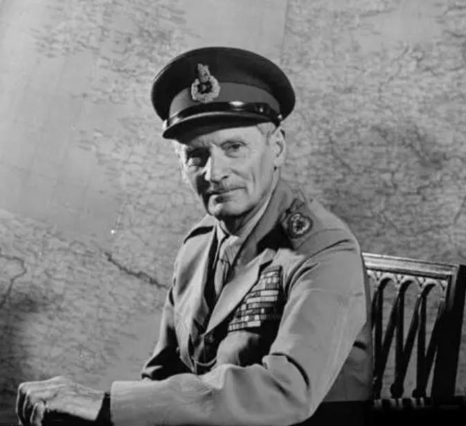 蒙哥马利参观延安澡堂,蒙哥马利参观中国军营