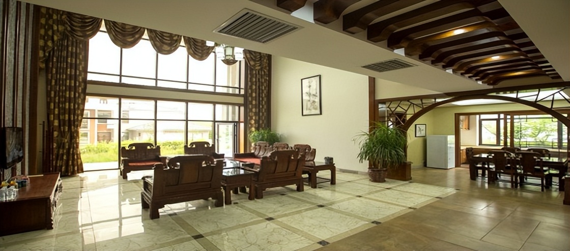 大连安波鸿缘温泉山庄,安波鸿缘温泉山庄