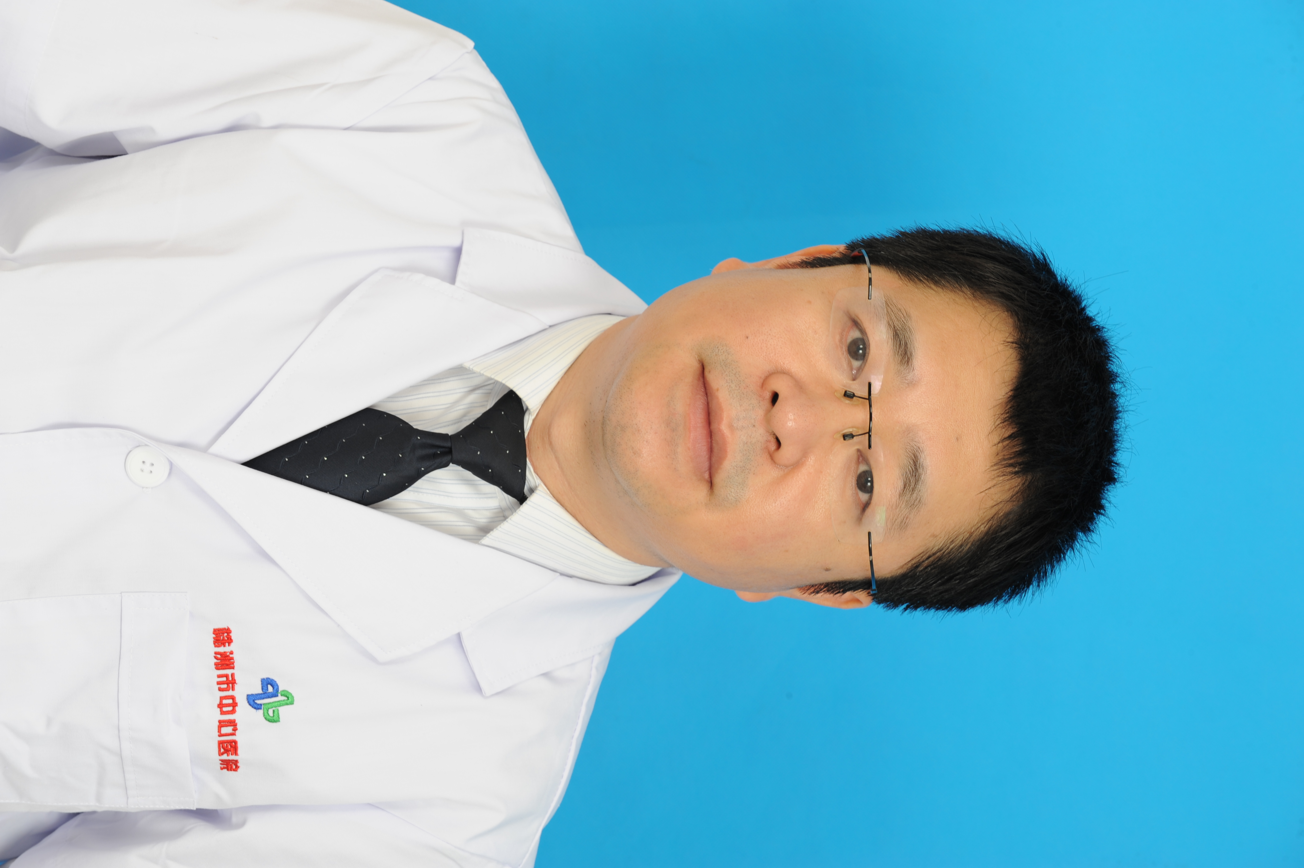 株洲市中心医院田心院区首例微创单孔胸腔镜患者术后三天痊愈出院