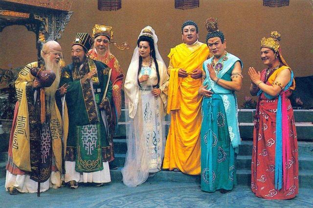 因不认真听课，金蝉子就被贬十世苦修？非也，他的罪过佛祖难容