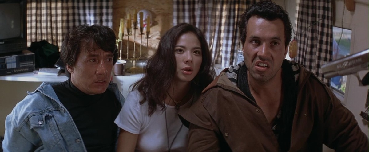 成龙惊天一跳震惊国外视频,成龙惊天一跳吓坏好莱坞