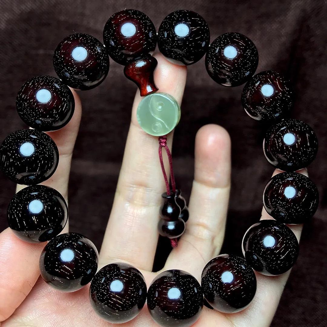 印度小叶紫檀手串正确的盘玩方法,抖音印度小叶紫檀手串是真的吗