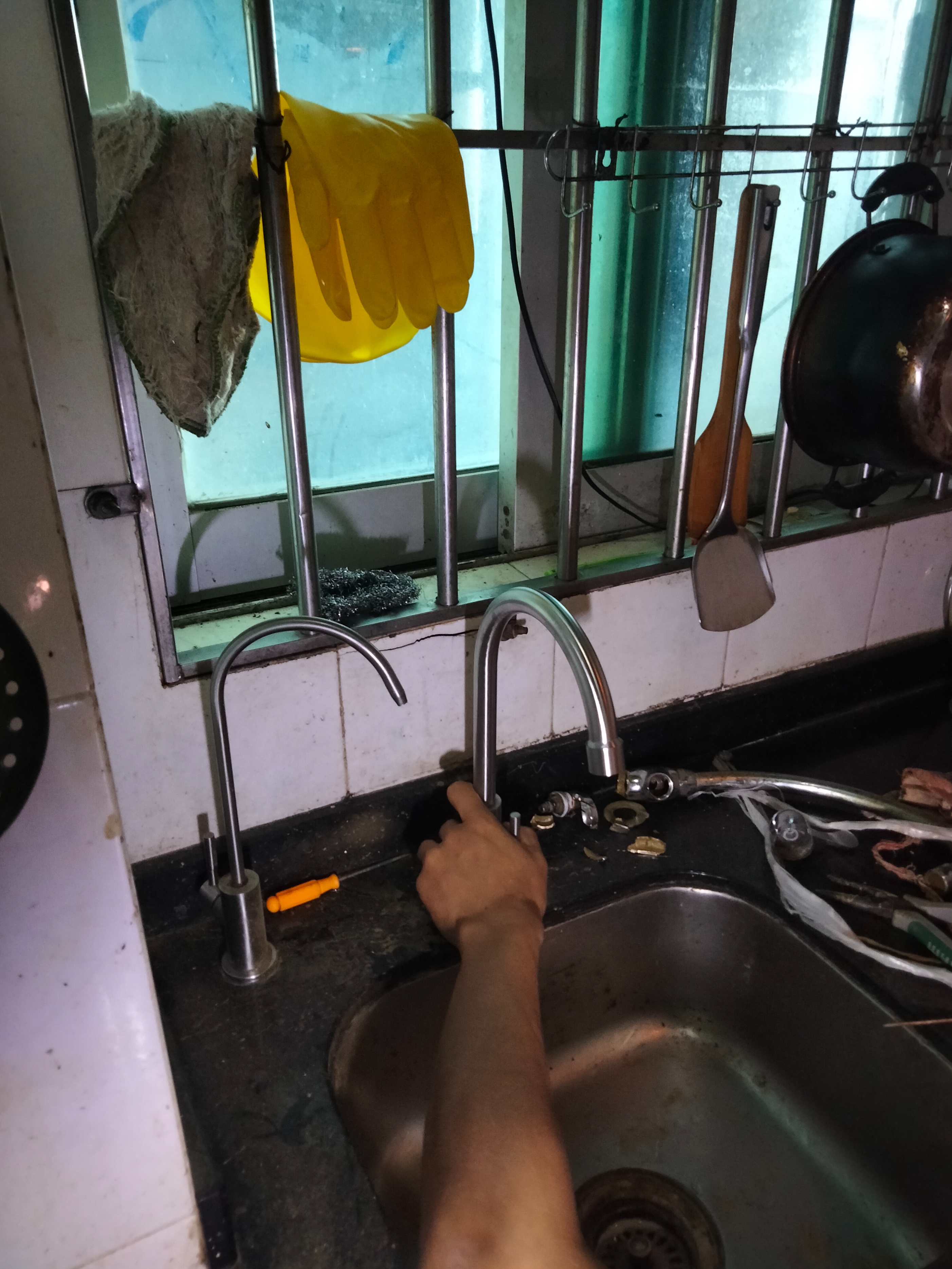 换个水龙头大概费用是多少钱,请师傅换个水龙头多少钱