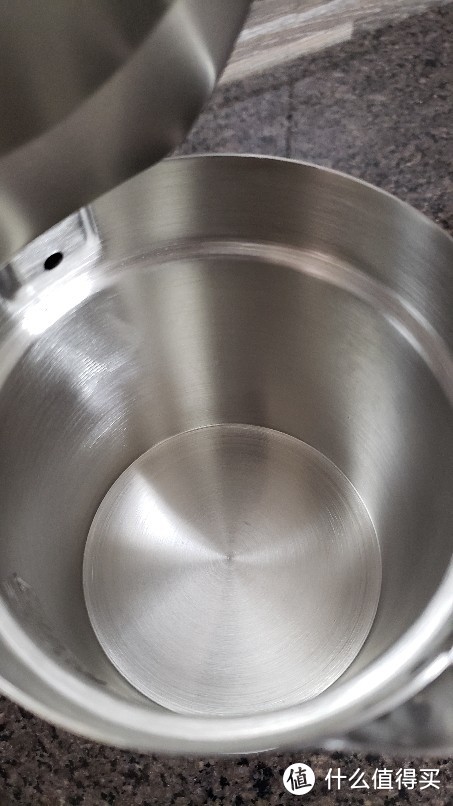 出差用的烧水壶小型,便携烧水壶和折叠烧水壶