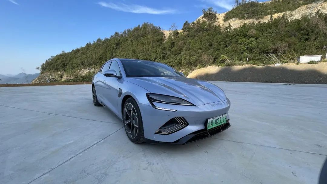 比亚迪海豹550km和秦600km,比亚迪海豹dmi高速行驶哪种模式好